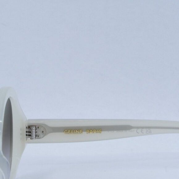 🕶️ New Celine CL40242I 25K Sunglasses -Matte Pearl Frame, Grey Lenses - Picture 6 of 10